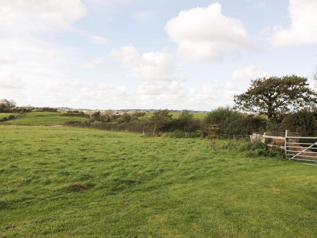 Llain Mai Llangefni Exterior foto